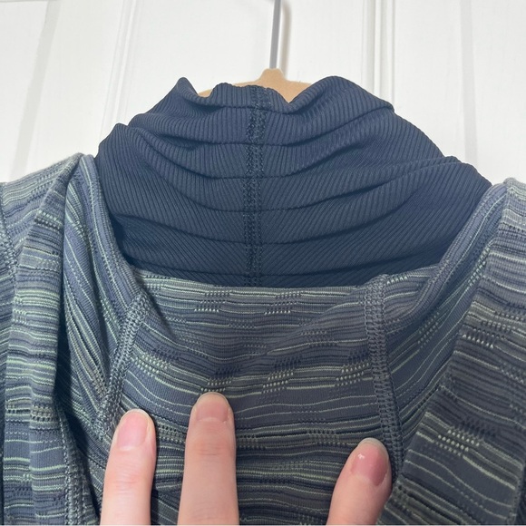 Lululemon Daily Practice Jacket Space Dye Fatigue Green Black Zip Hood Size 4 - Picture 7 of 14